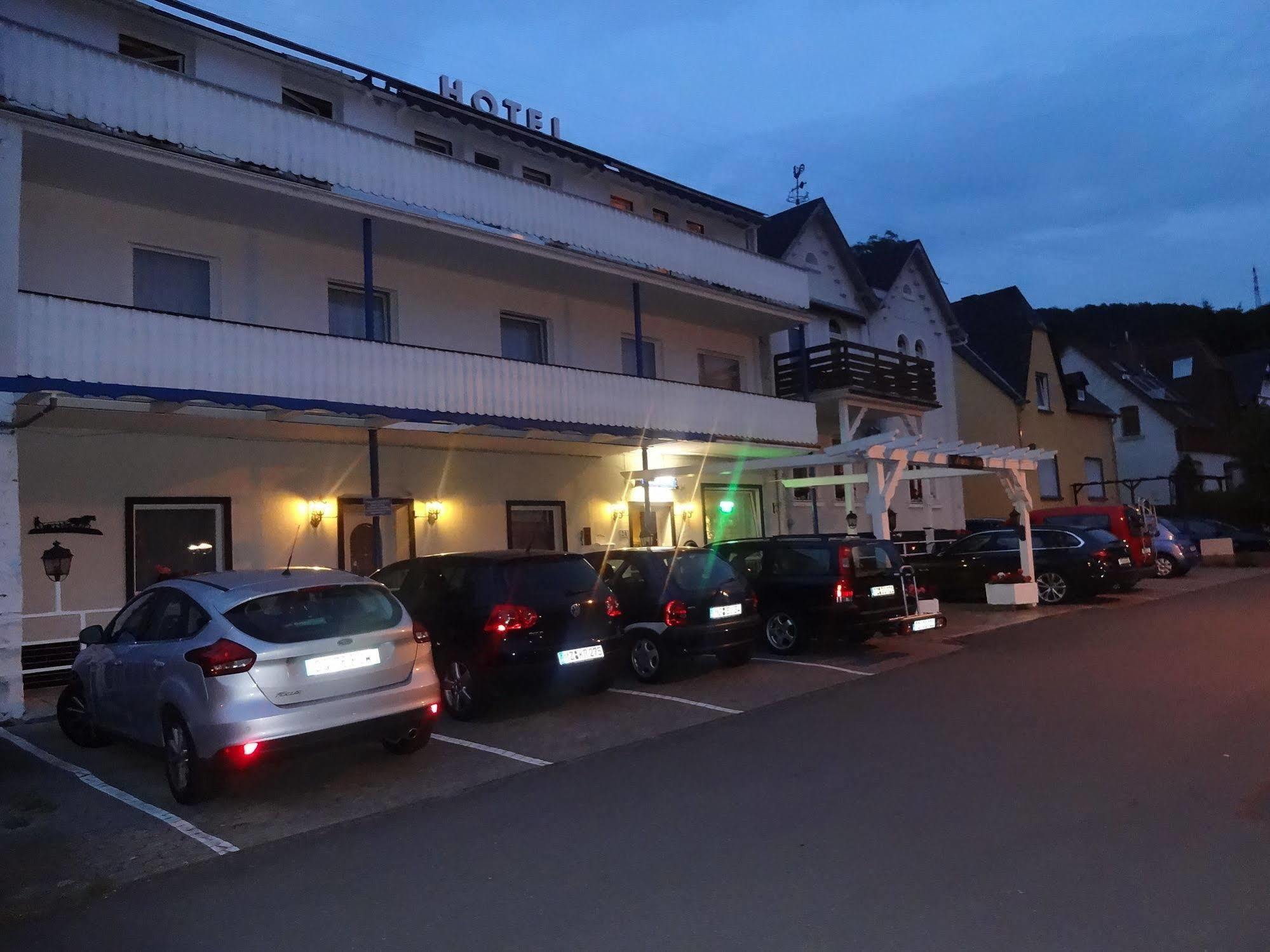 Star Hotel Fachbach Kültér fotó