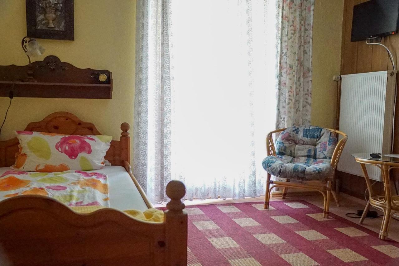 Star Hotel Fachbach Kültér fotó
