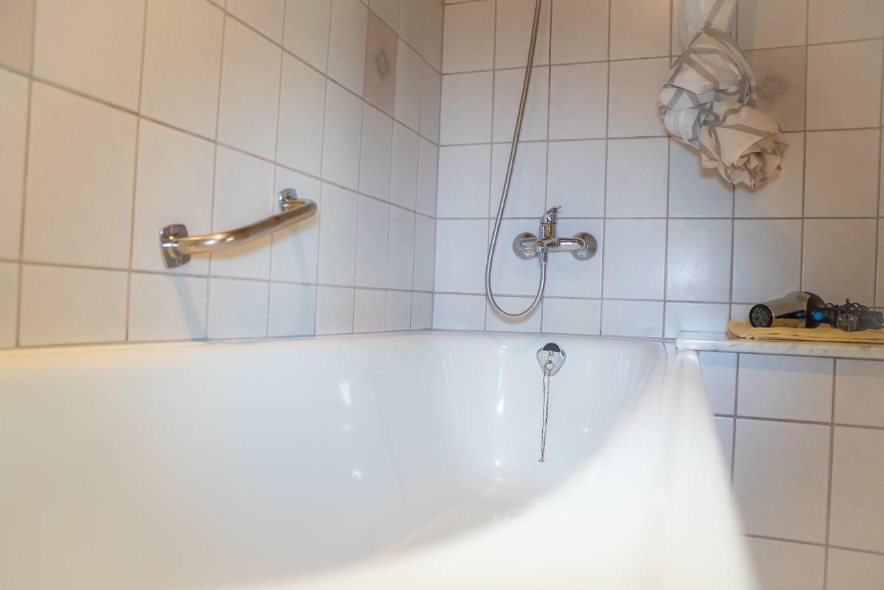 Star Hotel Fachbach Kültér fotó